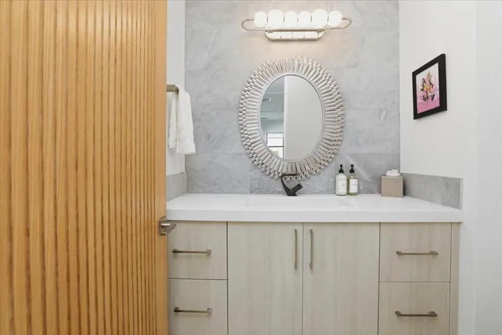 Starlight House-Powder Rm