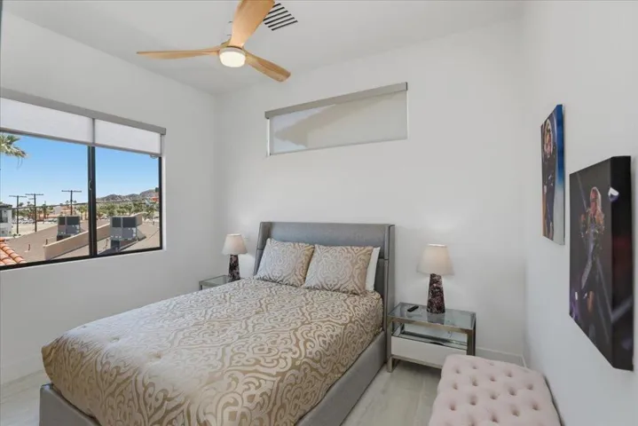 Lady Gaga Rm w Queen Bed