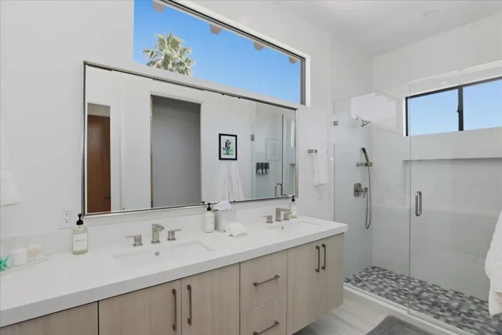 En Suite Bath