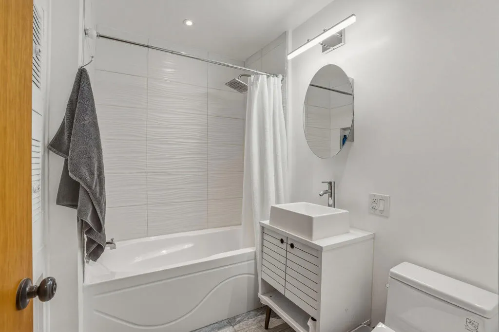 25106RimRockRd-19