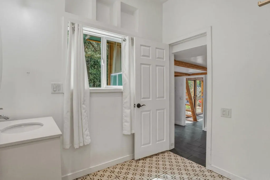 25106RimRockRd-61