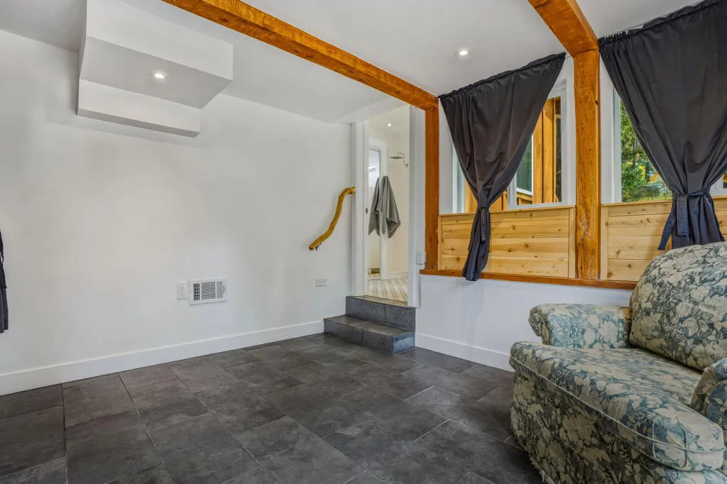 25106RimRockRd-57