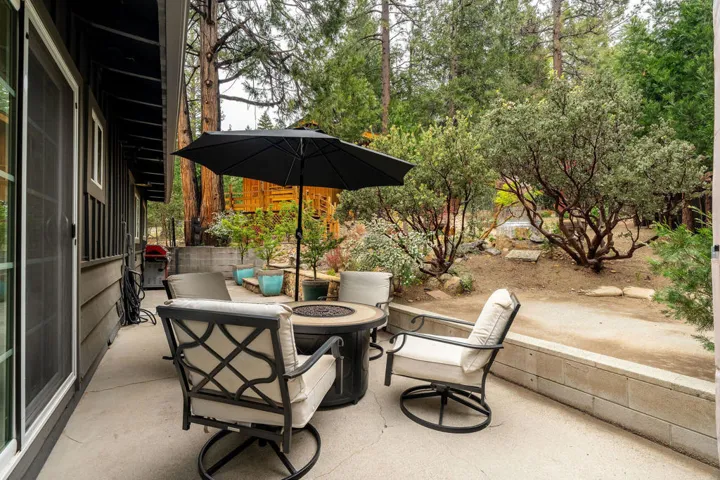 25106RimRockRd-31