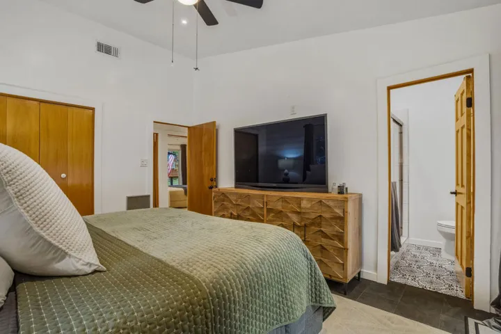 25106RimRockRd-26