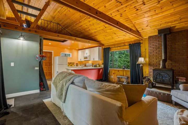 25106RimRockRd-44