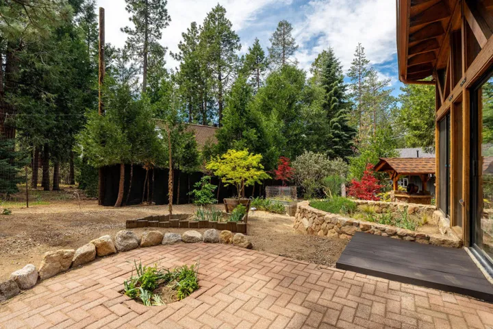 25106RimRockRd-62
