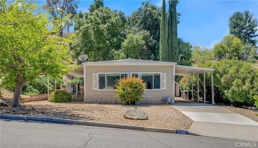 22819 Skylink, Canyon Lake, California 92587