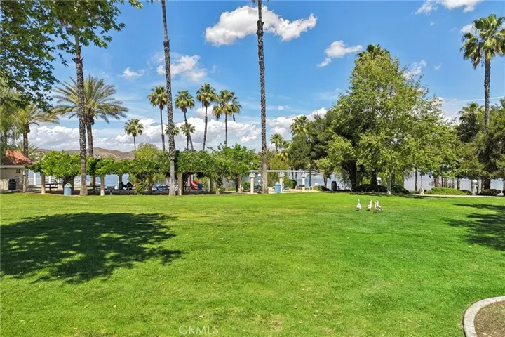 22819 Skylink, Canyon Lake, California 92587
