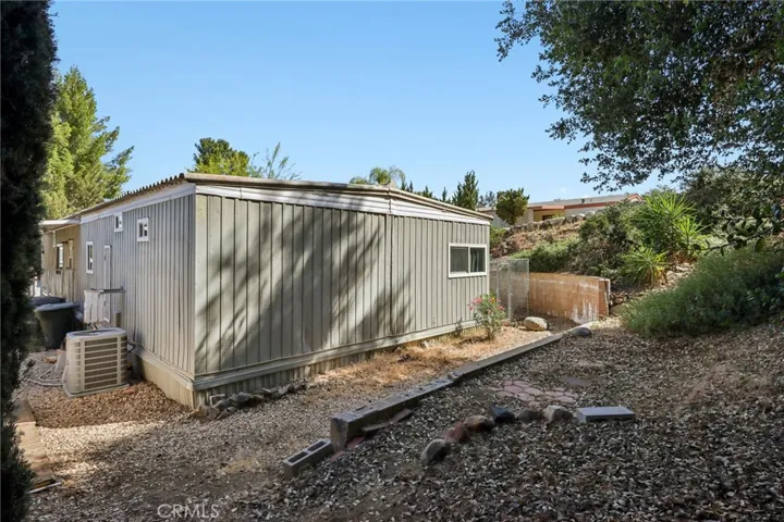 22819 Skylink, Canyon Lake, California 92587