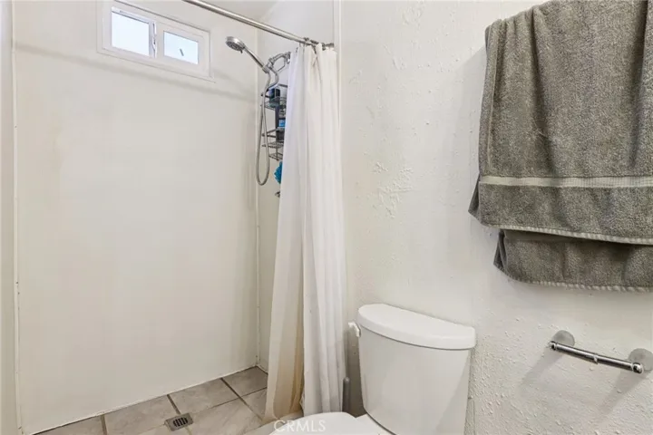 22819 Skylink, Canyon Lake, California 92587