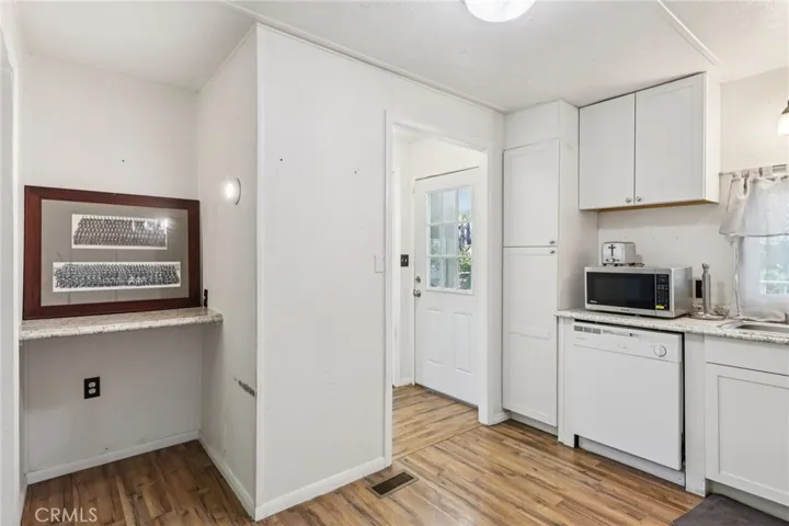 22819 Skylink, Canyon Lake, California 92587