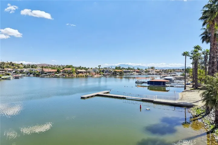 22819 Skylink, Canyon Lake, California 92587