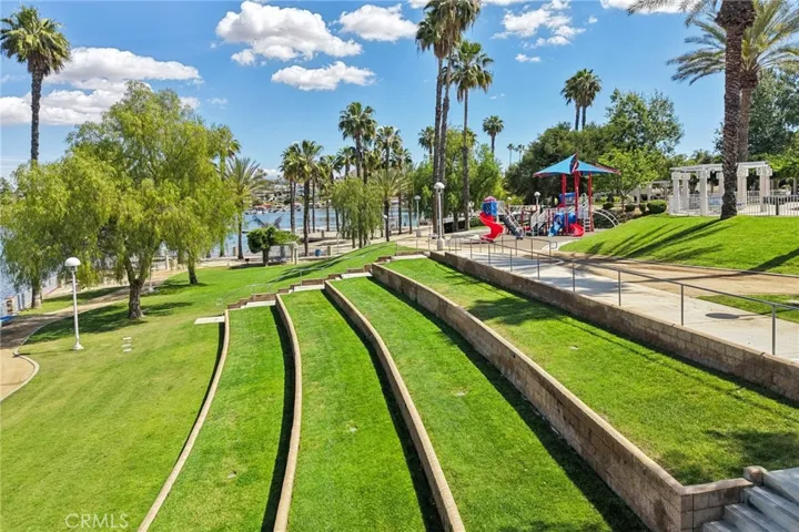 22819 Skylink, Canyon Lake, California 92587