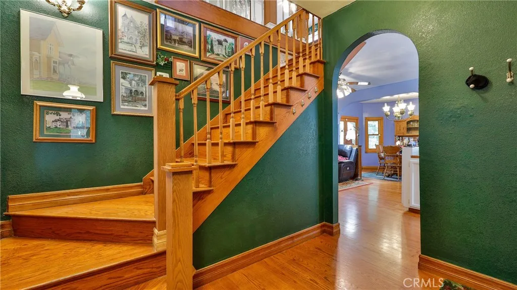 Foyer entry