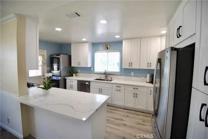 10008 Geneva, Montclair, California 91763