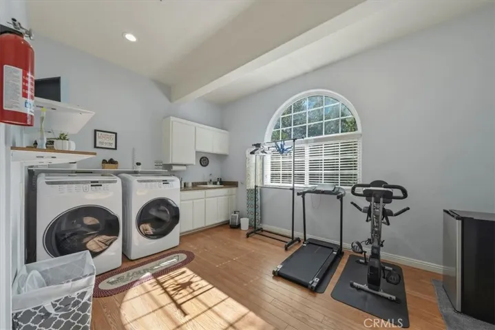 27312 Little Bear, Lake Arrowhead, California 92317