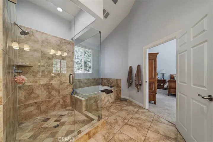 27312 Little Bear, Lake Arrowhead, California 92317