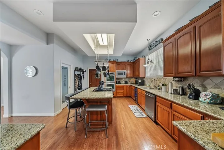 27312 Little Bear, Lake Arrowhead, California 92317