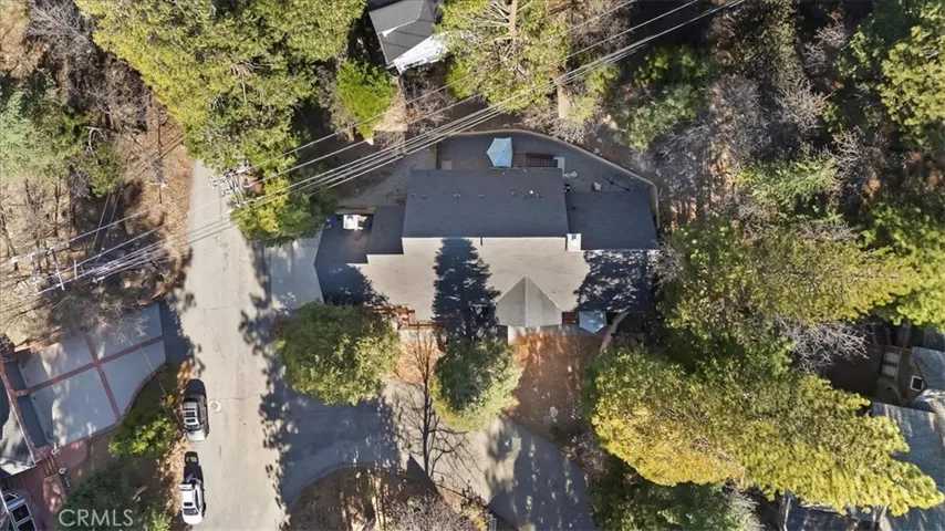 27312 Little Bear, Lake Arrowhead, California 92317