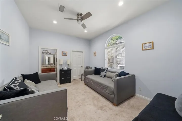 27312 Little Bear, Lake Arrowhead, California 92317