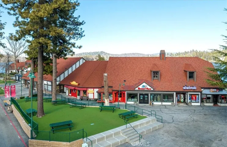 27312 Little Bear, Lake Arrowhead, California 92317