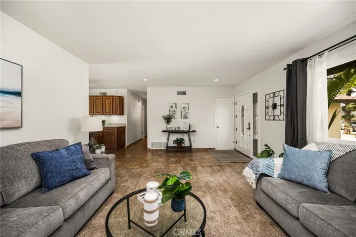 17522 Pine Circle, Yorba Linda, California 92886