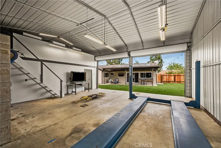 17522 Pine Circle, Yorba Linda, California 92886