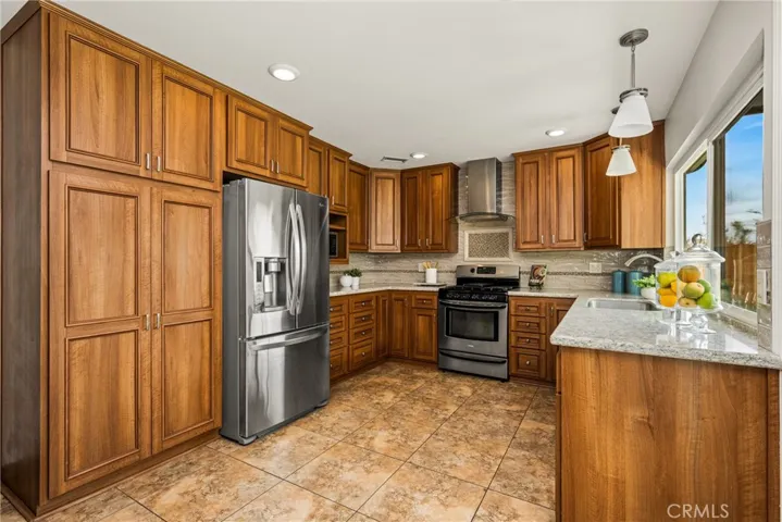 17522 Pine Circle, Yorba Linda, California 92886