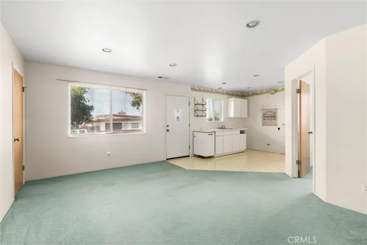 lower level apartment