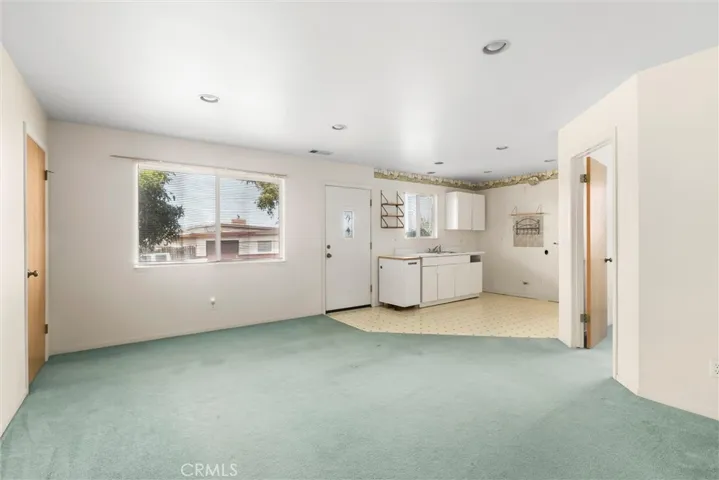 lower level apartment