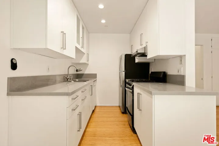 2311 4th Street 114, Santa Monica, California 90405