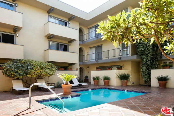 2311 4th Street 114, Santa Monica, California 90405