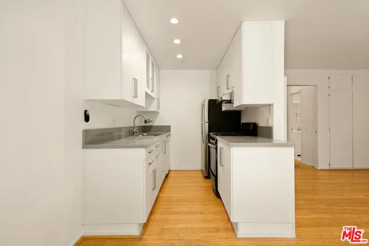 2311 4th Street 114, Santa Monica, California 90405