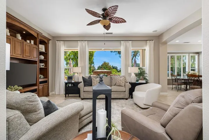 13-web-or-mls-JMDesertRose_OPMG_0426_013