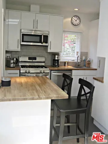 4125 1/4 Huron Avenue 1/4, Culver City, California 90232
