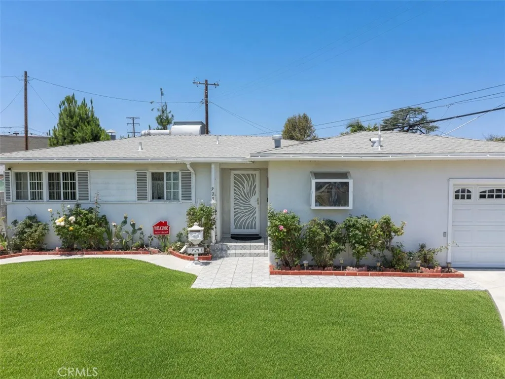 929 Russelle Dr.