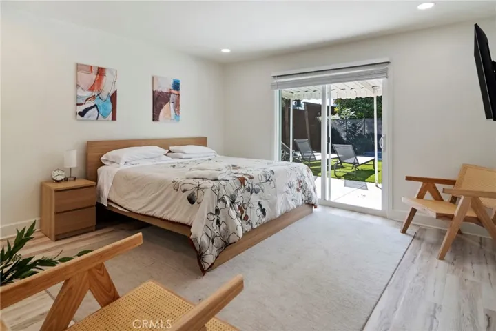 24136 Kittridge, West Hills, California 91307