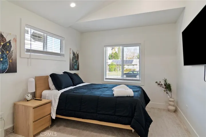24136 Kittridge, West Hills, California 91307