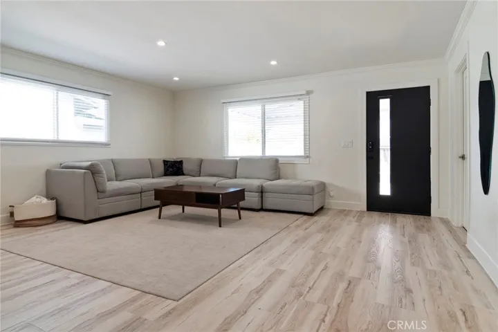 24136 Kittridge, West Hills, California 91307