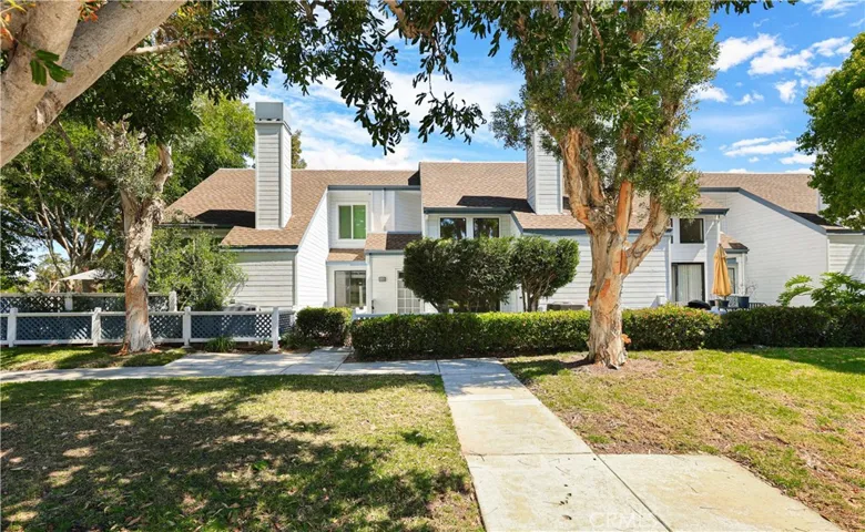 446 Fallingstar, Irvine, California 92614