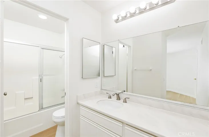 446 Fallingstar, Irvine, California 92614