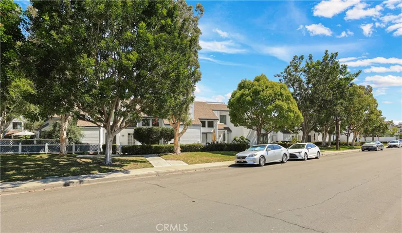 446 Fallingstar, Irvine, California 92614