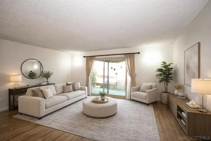 https://zimg.paragon.ice.com/ParagonImages/Property/PA/SDMLS/260008167/10/533/400/922b0cb2cc9e72fbf241bf608775da21/3/4ec51942e838b105d664a40f2561f743/260008167-040b60f2-983d-4ee8-af25-9d808c9bed25.JPG