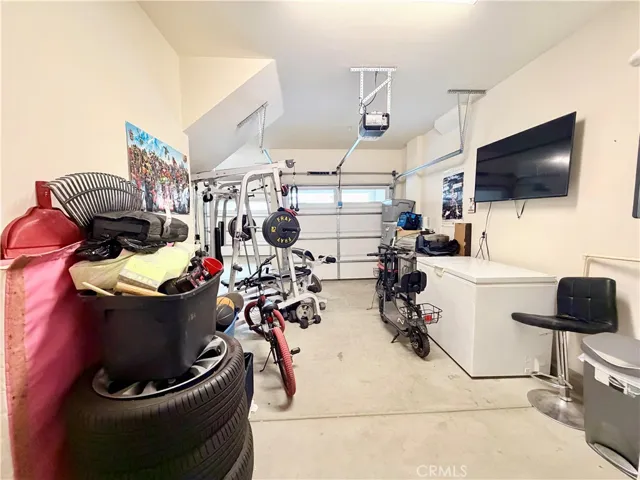 16584 Poppy Seed Ln, Fontana, California 92336