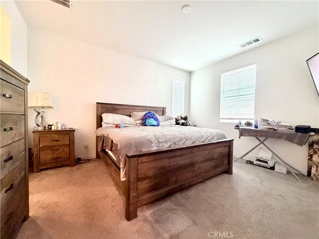 16584 Poppy Seed Ln, Fontana, California 92336