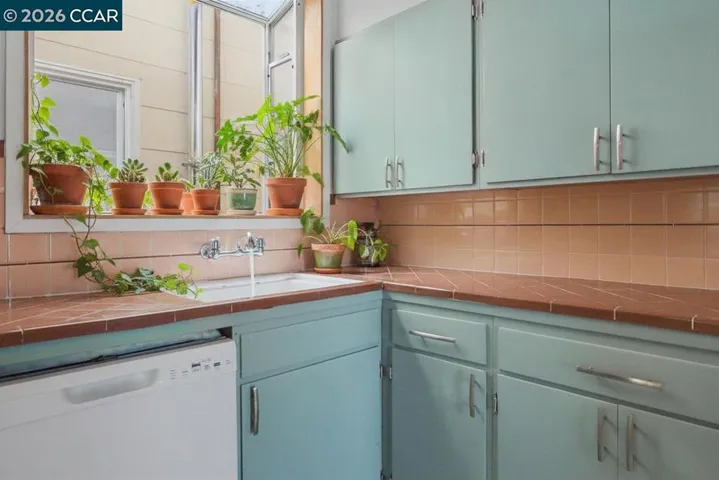 virtual plants in bay window