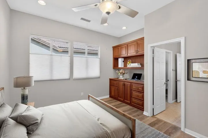 046_guest_bedroom_80610_956