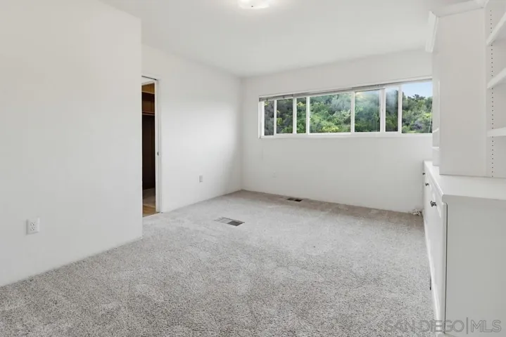 5545 Red River Drive, San Diego, California 92120