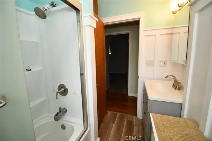 Front Unit Bathroom