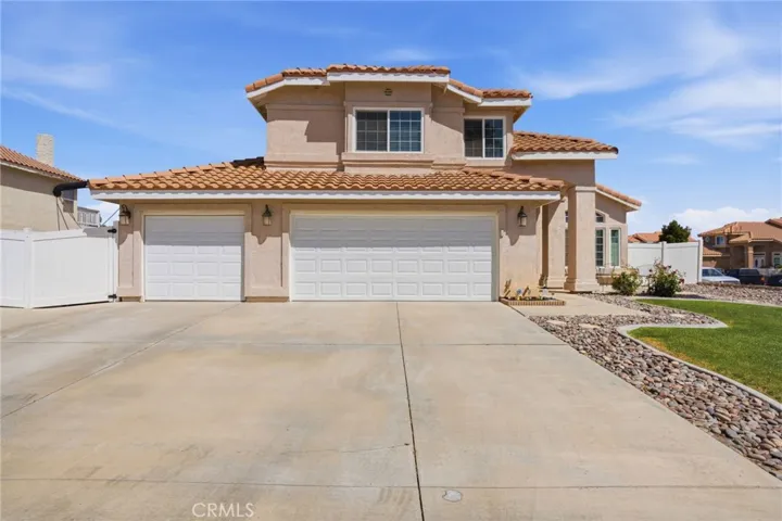 Corner Lot | Curb Appeal + RV / Boat Parking